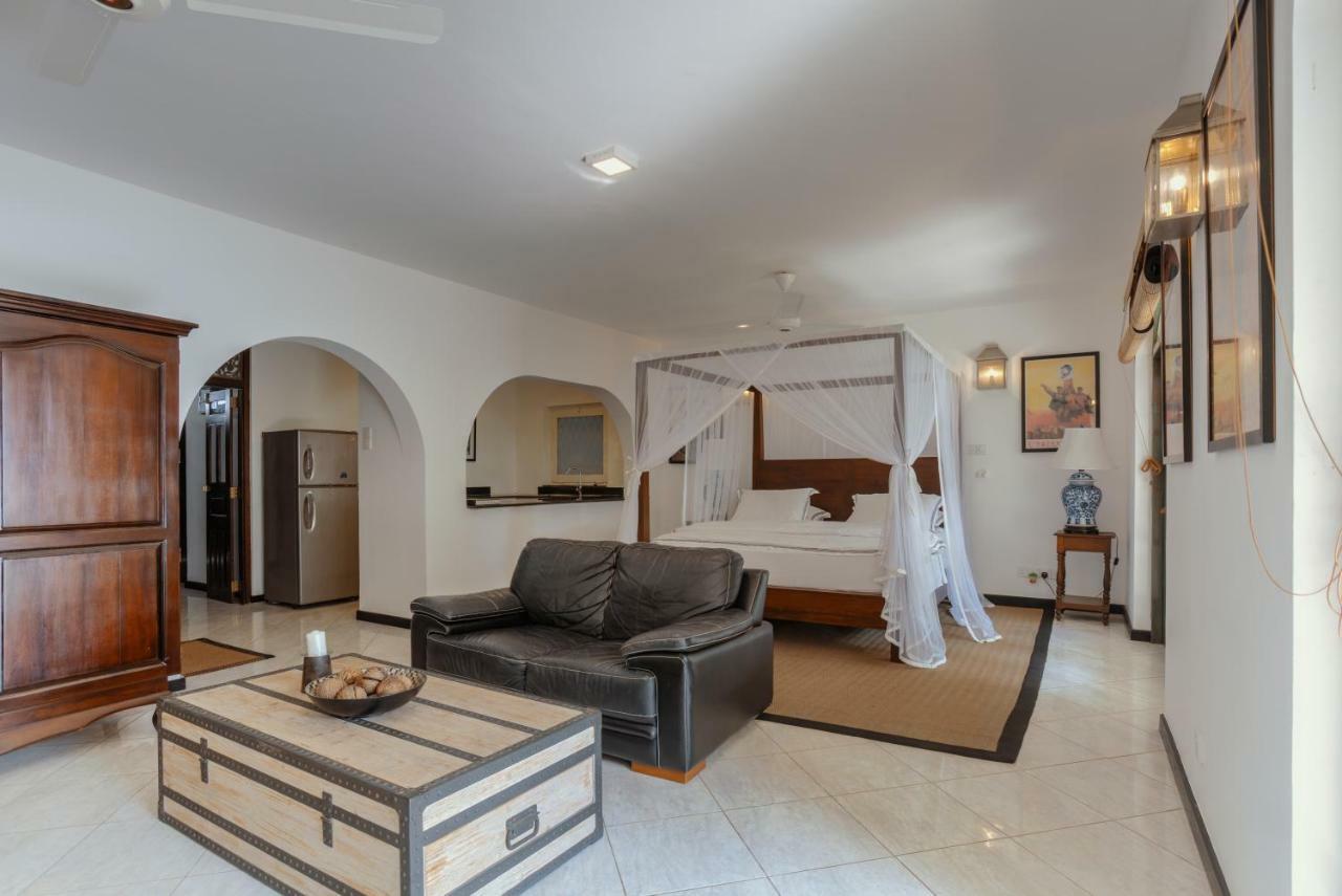 Villa Republic, Bentota Алутгама Экстерьер фото