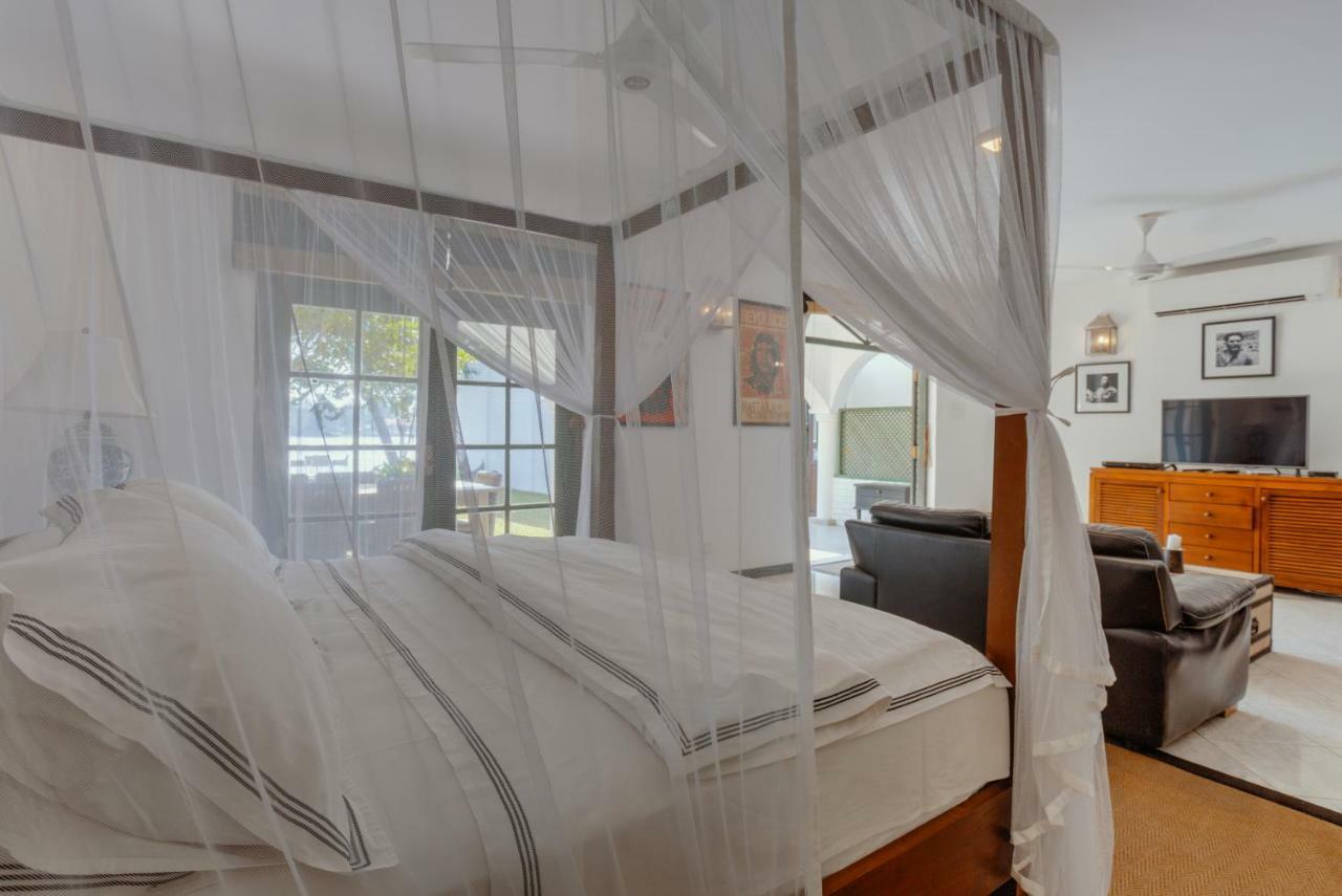 Villa Republic, Bentota Алутгама Экстерьер фото